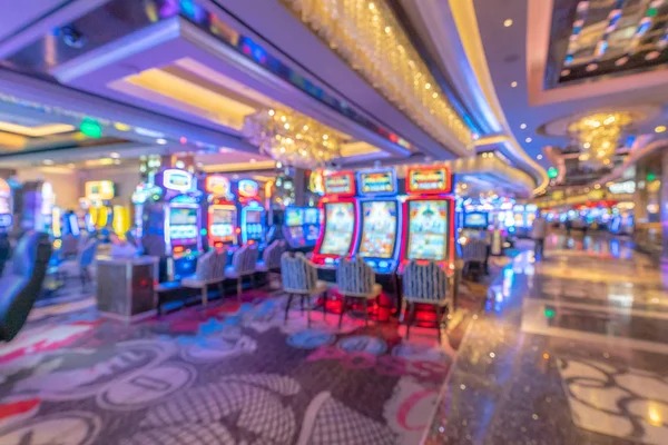 temanslot mobile app interface showing football markets and live casino options